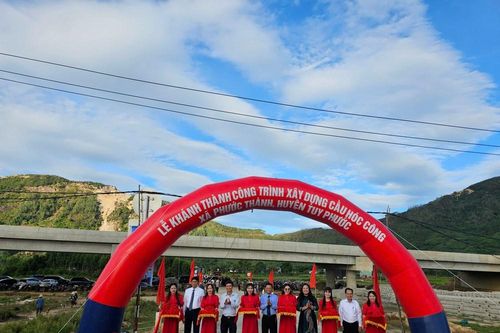 Nối nhịp bờ vui cho hàng trăm hộ dân sống bên sông Hà Thanh