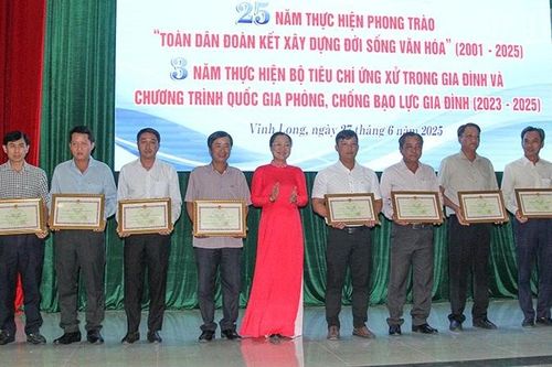 Vĩnh Long tổng kết 25 năm thực hiện Phong trào 'Toàn dân đoàn kết xây dựng đời sống văn hóa'