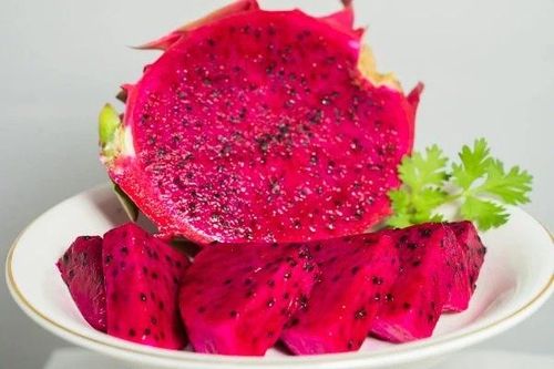 Cách làm giấm thanh long đỏ giúp đẹp da, ngừa táo bón