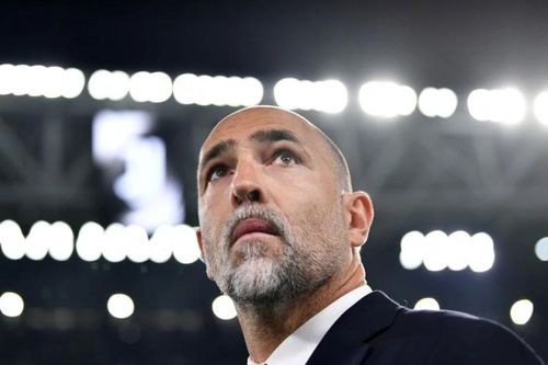 HLV Juventus thừa nhận Man City quá mạnh