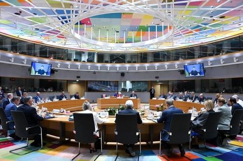 Thượng đỉnh EU: Gióng hồi chuông thay đổi tư duy, thúc đẩy tự chủ và tăng cường năng lực quốc phòng
