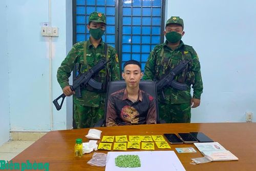 Đồn Biên phòng cửa khẩu quốc tế Mộc Bài bắt giữ đối tượng nhập cảnh trái phép mang theo ma túy
