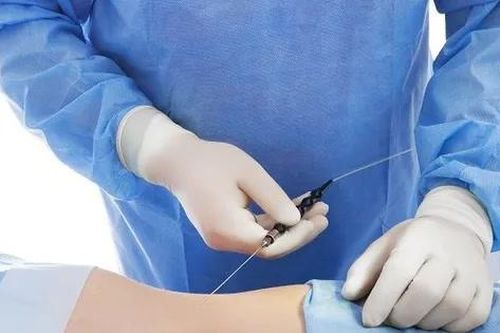 Hà Nội: Cơ sở không phép mạo danh bệnh viện để làm dịch vụ hút mỡ, phẫu thuật thẩm mỹ