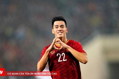 Nguyễn Tiến Linh 'hụt' danh hiệu Vua phá lưới V-League