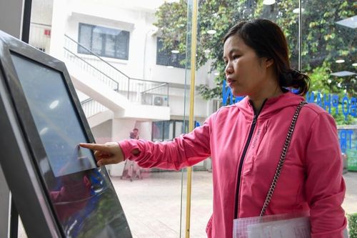 Người dân TPHCM bắt đầu làm hồ sơ trực tuyến trên Cổng dịch vụ công quốc gia