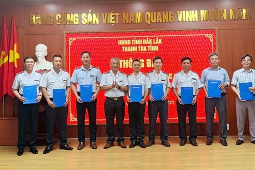 Công bố tiếp nhận, bổ nhiệm nhiều vị trí lãnh đạo chủ chốt tại Thanh tra tỉnh Đắk Lắk