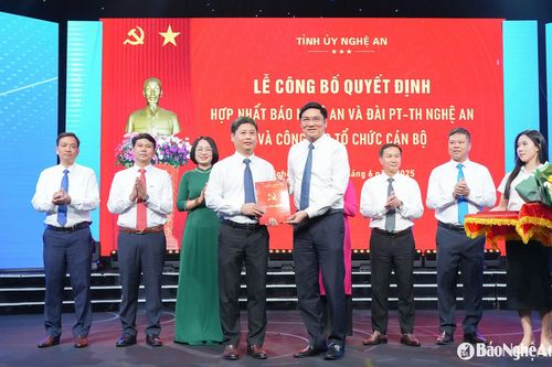 Đồng chí Trần Minh Ngọc giữ chức Tổng Biên tập Báo và Đài Phát thanh - Truyền hình Nghệ An
