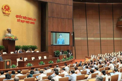 Ngày họp cuối cùng, Quốc hội biểu quyết thông qua 7 luật và 7 nghị quyết