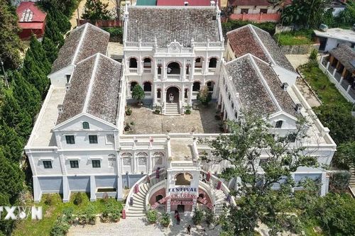 Dinh thự Hoàng A Tưởng - viên ngọc kiến trúc giữa cao nguyên trắng Bắc Hà