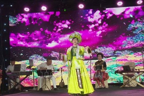 Tinh hoa văn hóa Việt Nam tỏa sáng tại Cộng hòa Séc