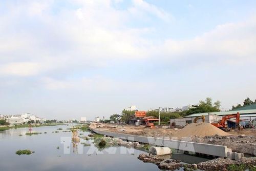 Dự án cải tạo tuyến kênh Tham Lương - Bến Cát thi công 'ì ạch'