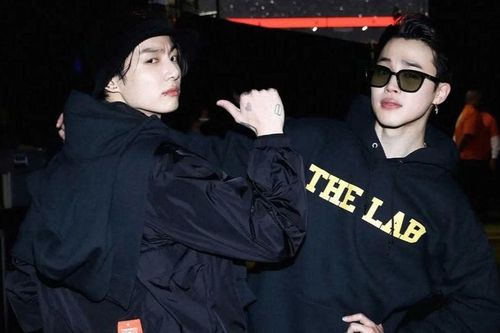 Tiếp viên hàng không bị chỉ trích vì lộ thông tin Jimin và Jungkook (BTS) đến Việt Nam