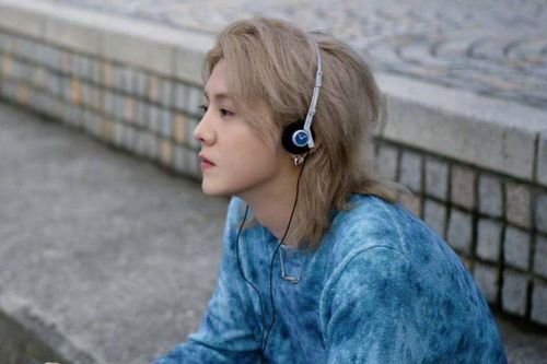 Diện mạo gây sốc của nam ca sĩ sau 6 tháng bị nghi phong sát