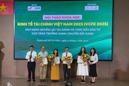 Huy động nguồn lực tài chính, thúc đẩy đầu tư cho tăng trưởng xanh, chuyển đổi xanh