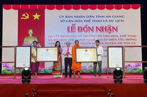 Nghệ thuật diễn tấu trống Chhay-Dăm trở thành Di sản phi vật thể quốc gia