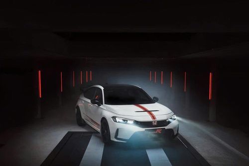 Honda Civic Type R phiên bản 'Ultimate Edition' có giá 2,047 tỷ đồng