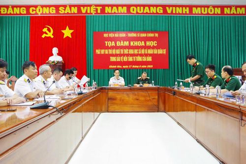 Học viện Hải quân phối hợp với Trường Sĩ quan Chính trị tổ chức tọa đàm khoa học