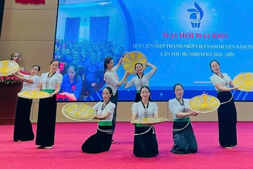 Nậm Hàng xây dựng đời sống văn hóa