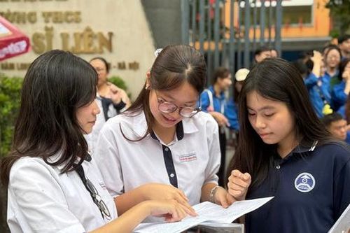 Đề tiếng Anh THPT 2025: Khó hơn, phân hóa rõ trình độ thí sinh