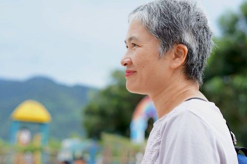 Bác sĩ Khuất Thị Hải Oanh - Biểu tượng của lòng nhân ái và sự dấn thân