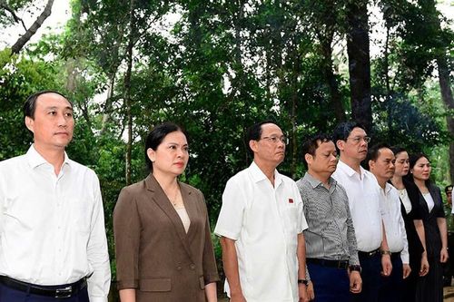 Phó Chủ tịch Quốc hội, Thượng tướng Trần Quang Phương thăm Khu di tích Quốc gia đặc biệt Tân Trào, Tuyên Quang