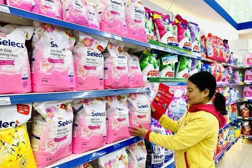 Giảm 2% Thuế VAT: Tạo động lực cho doanh nghiệp và thúc đẩy tiêu dùng