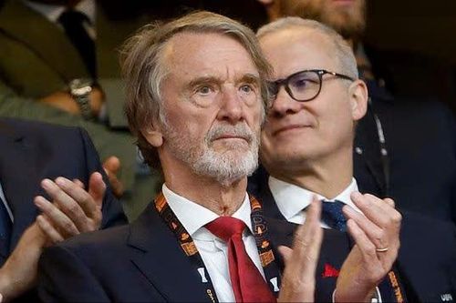 Ông chủ cũ của Rangers 'lên án' Sir Jim Ratcliffe
