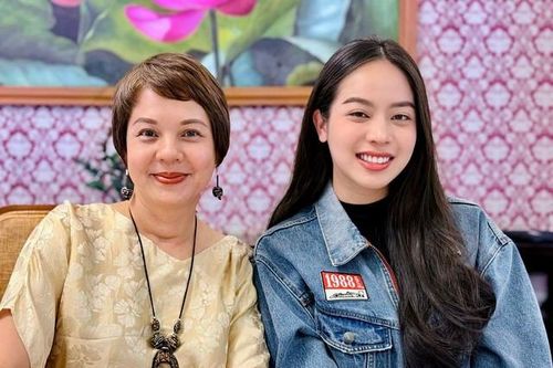 MC Diễm Quỳnh bất ngờ hội ngộ Hoa hậu Thanh Thủy