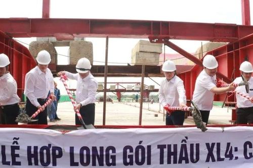 Hợp long cầu Bình Gởi trên đường Vành đai 3 Thành phố Hồ Chí Minh