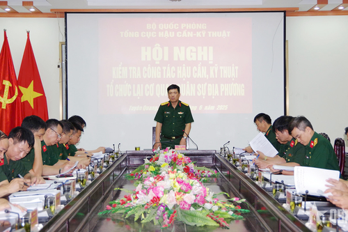 Kiểm tra công tác hậu cần, kỹ thuật tại Bộ CHQS tỉnh Tuyên Quang