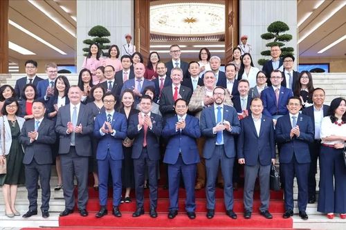 Đưa kim ngạch thương mại song phương và đầu tư của Anh tại Việt Nam vượt mốc 10 tỷ USD