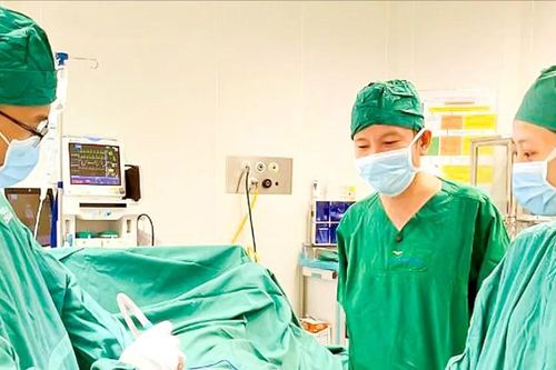 Hỗ trợ học sinh khiếm thị hoàn thành kỳ thi