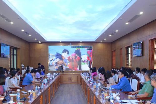 Nhân rộng mô hình giáo dục sức khỏe sinh sản và tình dục cho sinh viên