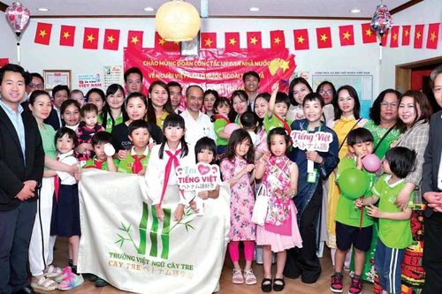 Dạy và học tiếng Việt ở Kansai, Nhật Bản: Nỗ lực chạm vào trái tim