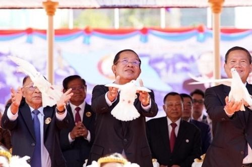 Đảng Nhân dân Campuchia cầm quyền kỷ niệm 74 năm thành lập