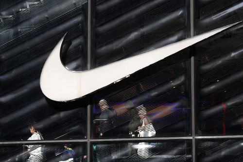 Nike dự kiến thuế quan của Hoa Kỳ sẽ khiến hãng thiệt hại 1 tỷ USD