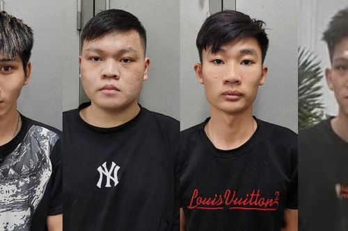 Nhóm thanh niên vác kiếm đi trả thù, bị truy đuổi chạy vào công an phường Mỹ Đình 2