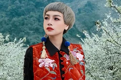 Ca sĩ Ngọc Khuê: Đừng để kỳ thi THPT trở thành nỗi ám ảnh, vết hằn tuổi học trò