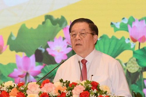 'Một số lãnh đạo tiên phong xin nghỉ trước tuổi để thuận tiện cho sắp xếp cán bộ'