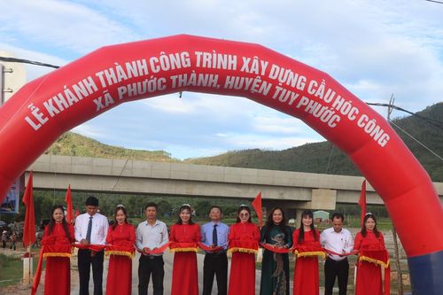 Cầu Hóc Công góp phần mở lối phát triển vùng quê Tuy Phước