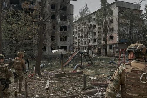 Nga tập hợp 111.000 quân gần mặt trận nóng nhất trên chiến trường Ukraine