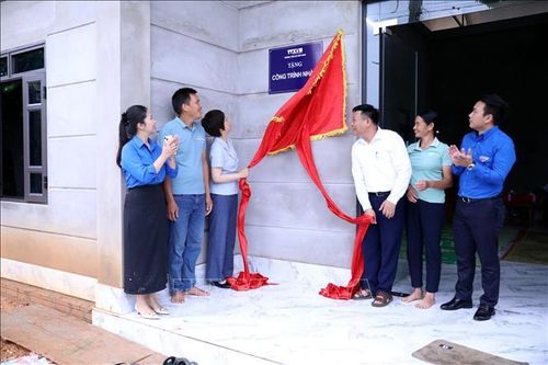 Thông tấn xã Việt Nam chung tay xóa nhà tạm, nhà dột nát tại Tuyên Quang