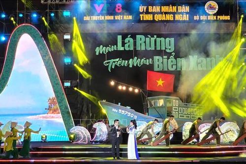 Chương trình nghệ thuật 'Màu lá rừng trên màu biển xanh' - Bản hòa ca cảm xúc