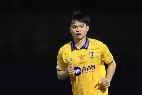 Bi hài của SLNA