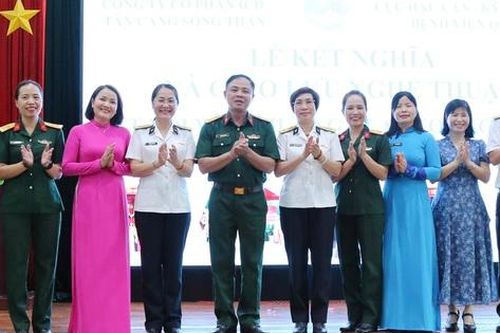 Phụ nữ ICD Tân Cảng Sóng Thần và Phụ nữ Bệnh viện Quân y 4 ký kết phối hợp lan tỏa hoạt động Hội