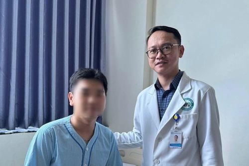 Gia Lai: Xử lý thành công cục amidan to bằng… quả trứng gà hiếm gặp