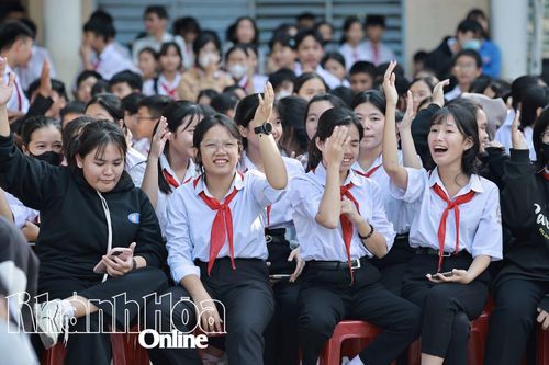 Chương trình Người dân Khánh Hòa nói tiếng Anh lan tỏa mạnh mẽ trong cộng đồng
