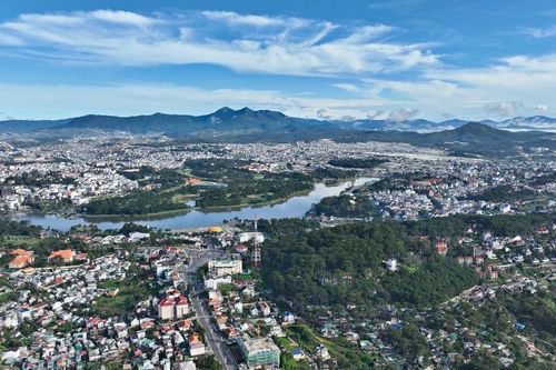 Phương án bố trí chỗ ở và hỗ trợ cán bộ, công chức đến làm việc tại tỉnh Lâm Đồng (mới)