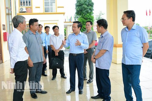 Kiểm tra công tác chuẩn bị cho Lễ công bố các nghị quyết, quyết định về sáp nhập đơn vị hành chính và vận hành đơn vị hành chính cấp xã mới