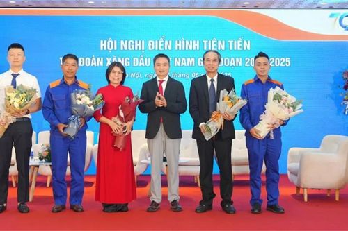 Tập đoàn Xăng dầu Việt Nam tổ chức thành công Hội nghị Điển hình tiên tiến giai đoạn 2020 - 2025